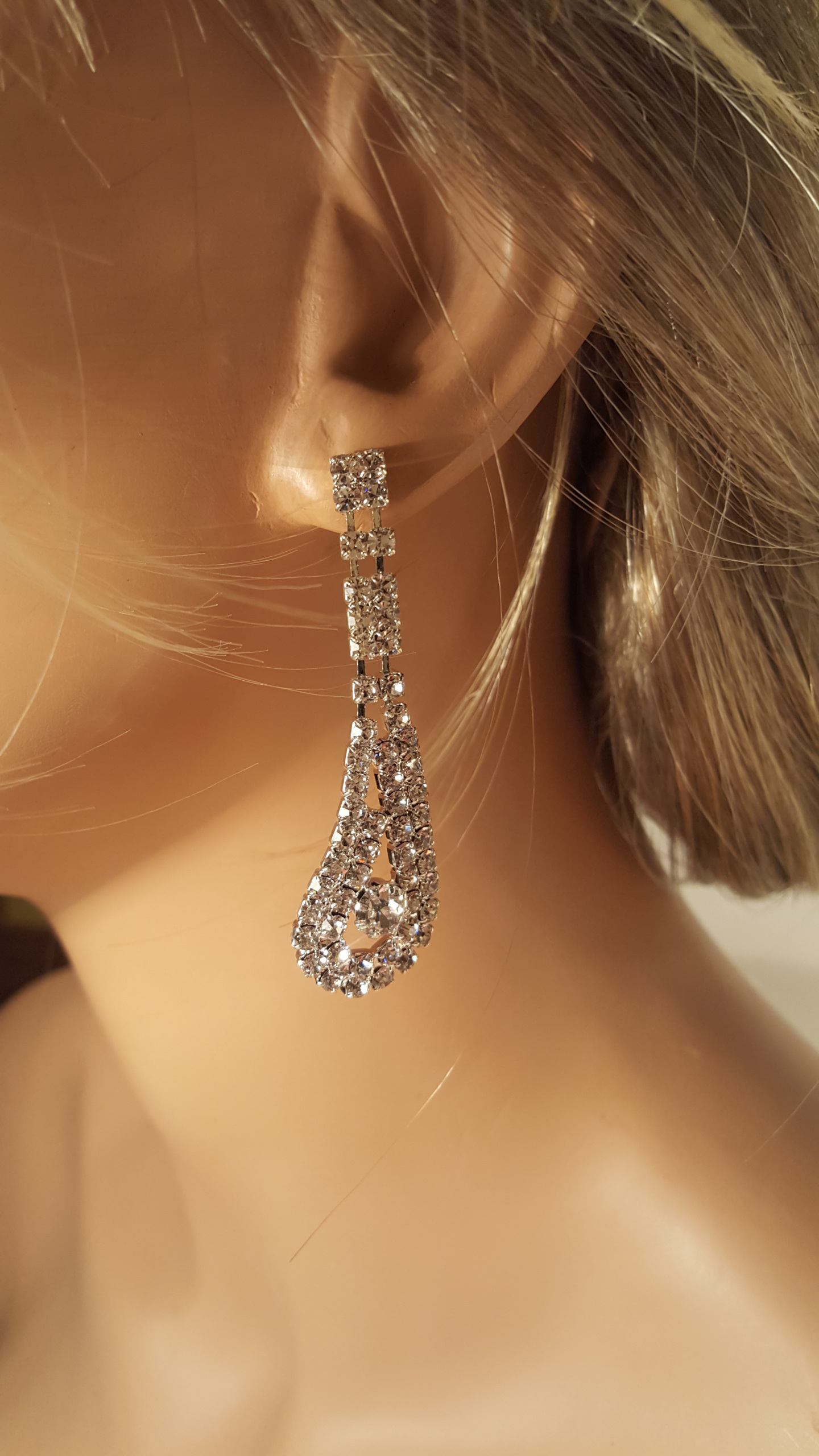 rhinestone dangle earring